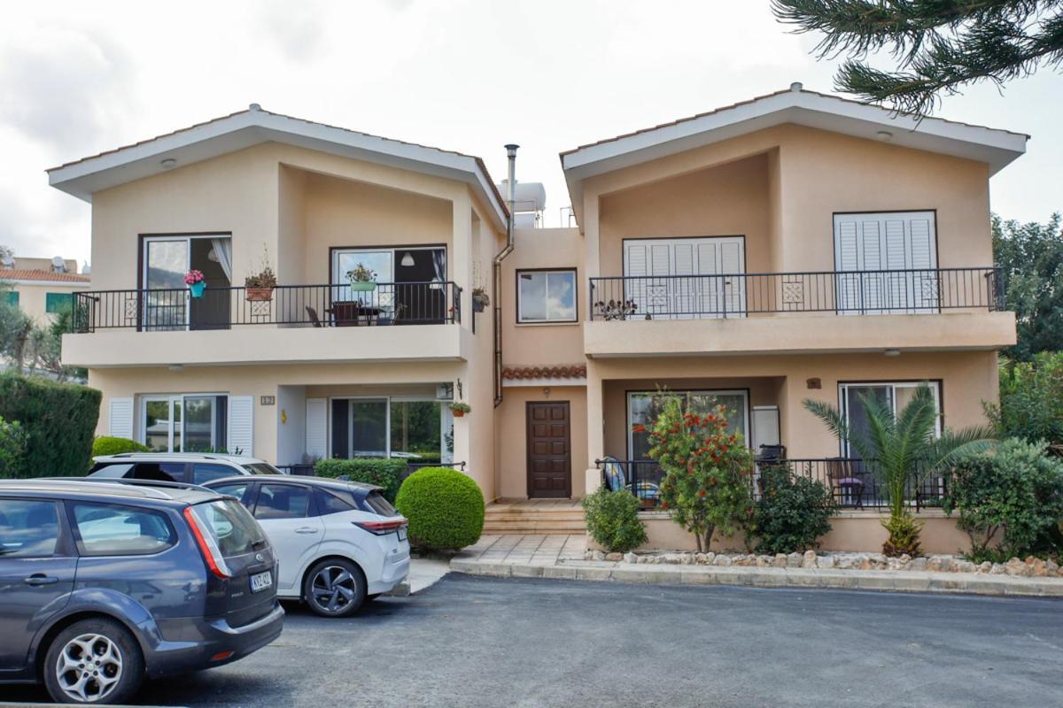 The Marilouize Apartment Peyia Luaran gambar