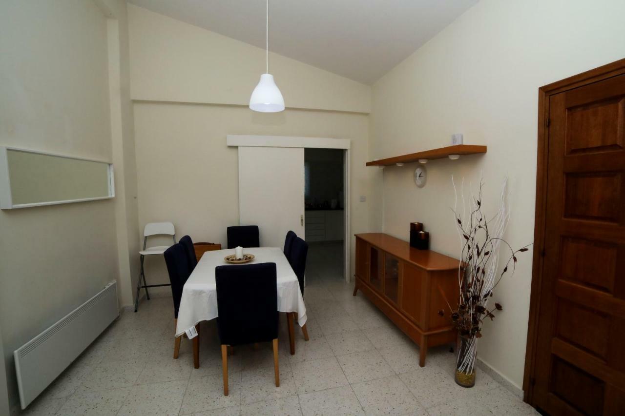 The Marilouize Apartment Peyia Luaran gambar