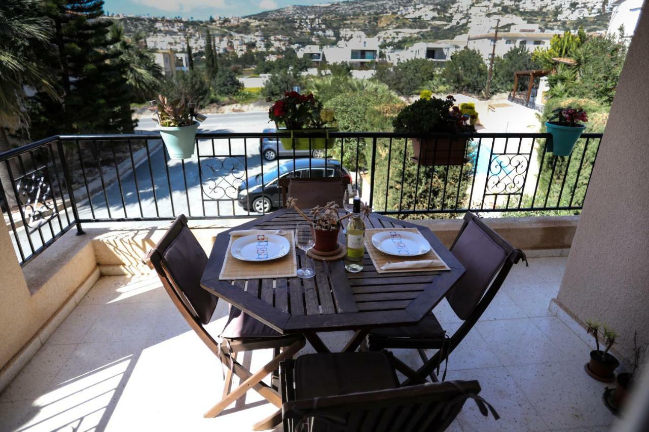 The Marilouize Apartment Peyia Luaran gambar