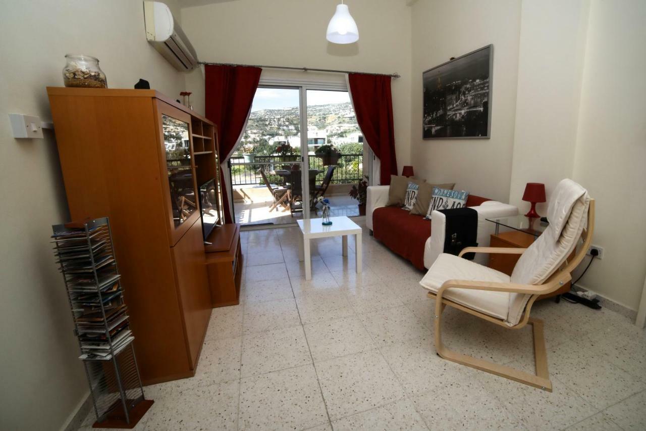 The Marilouize Apartment Peyia Luaran gambar
